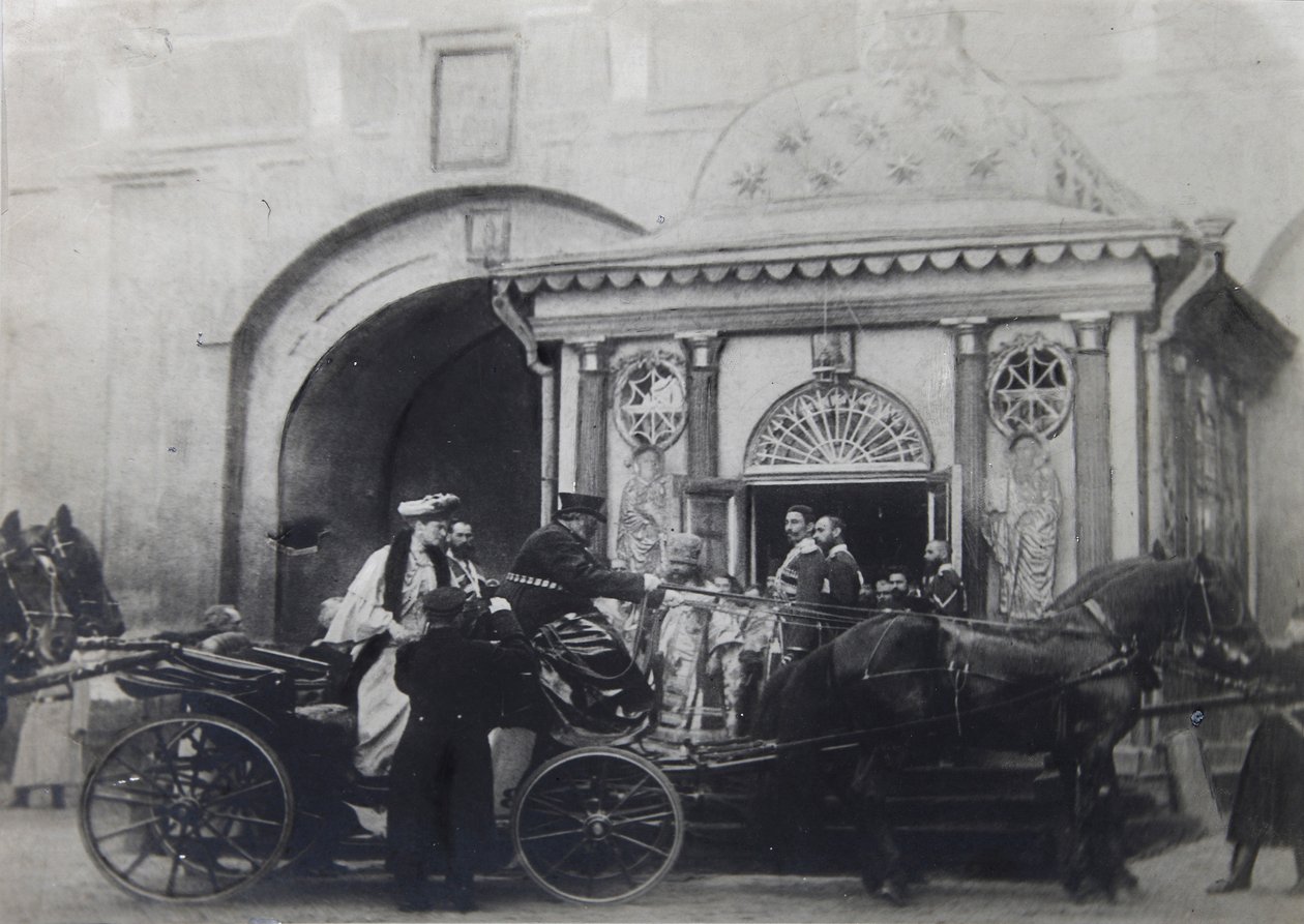 زيارة Tsarina Alexandra Fyodorovna إلى الكنيسة الأيبيرية ، موسكو ، روسيا ، القرن العشرين بواسطة غير معروف