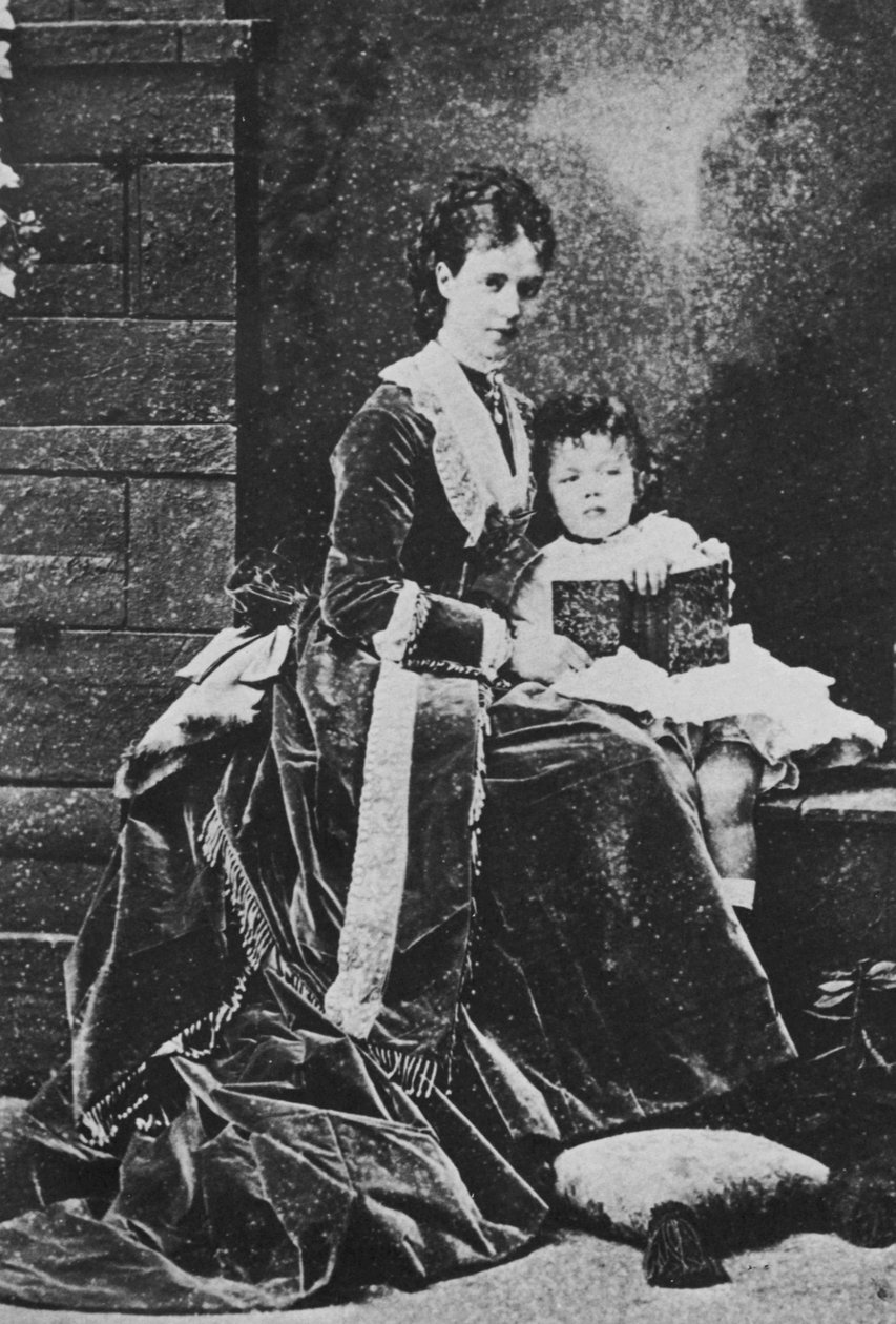 Tsarina Maria Feodorovna من روسيا مع Tsarevich Nicholas ، c1873 بواسطة غير معروف