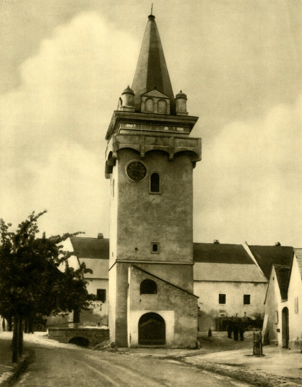 Türkenturm ، Breitenbrunn ، بورغنلاند ، النمسا ، c1935. بواسطة غير معروف