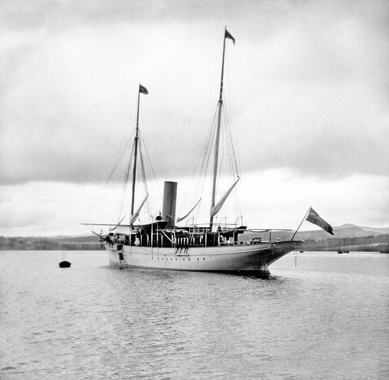 المملكة المتحدة: يخت بخاري في أنكور. سي 1890 بواسطة غير معروف
