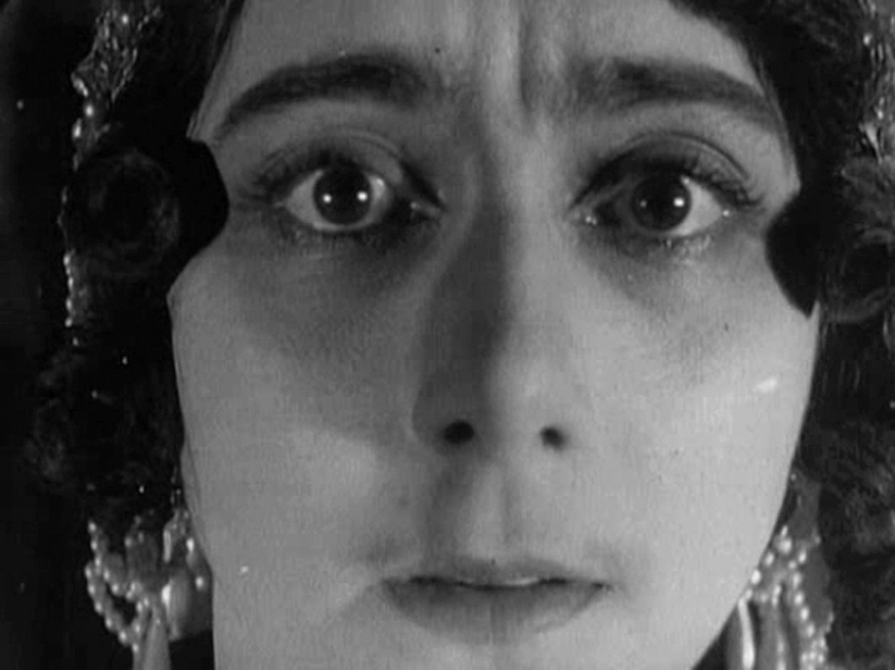 فيرا كارالي ، راقصة باليه روسية وممثلة سينمائية صامتة ، 1915 بواسطة غير معروف