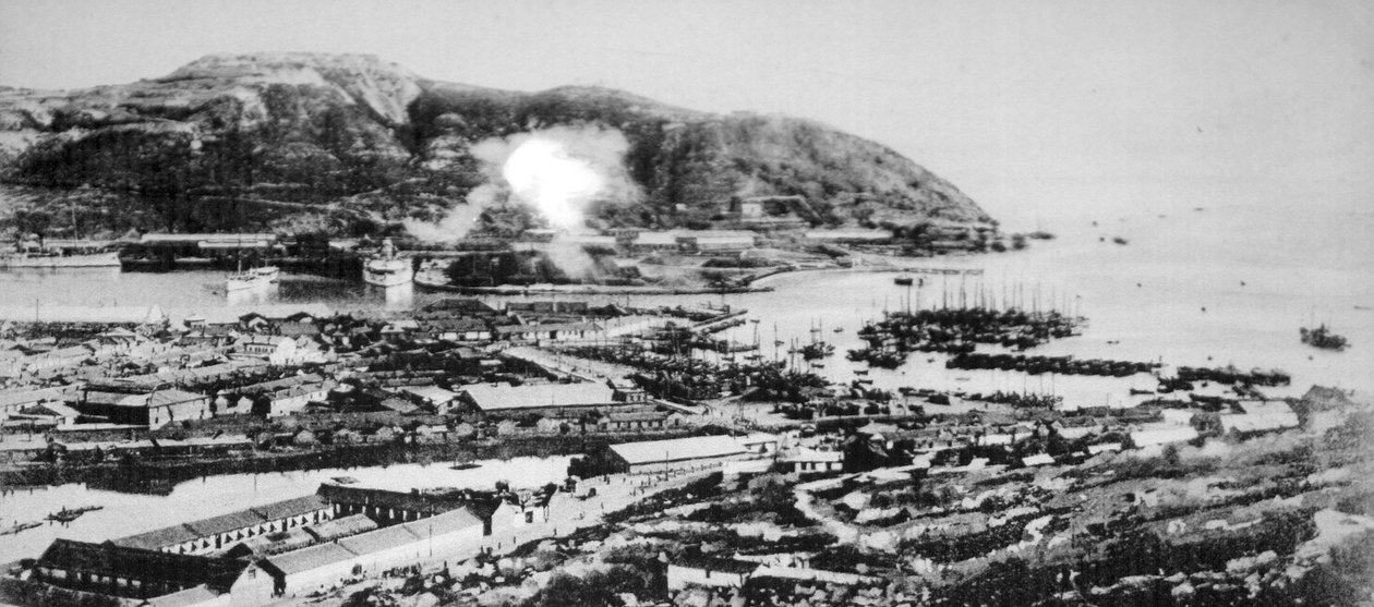 منظر لبورت آرثر ، منشوريا ، 1904. بواسطة غير معروف