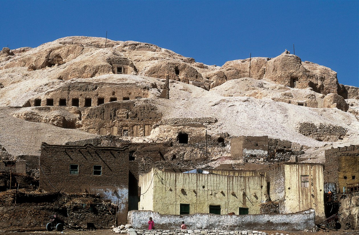 منظر لوادي الملوك ، إمبراطورية جديدة ، الدير البحري ، مصر (صورة) بواسطة غير معروف