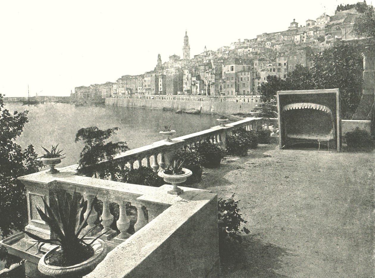 منظر للمدينة من الخليج ، منتون ، فرنسا ، 1895. بواسطة غير معروف