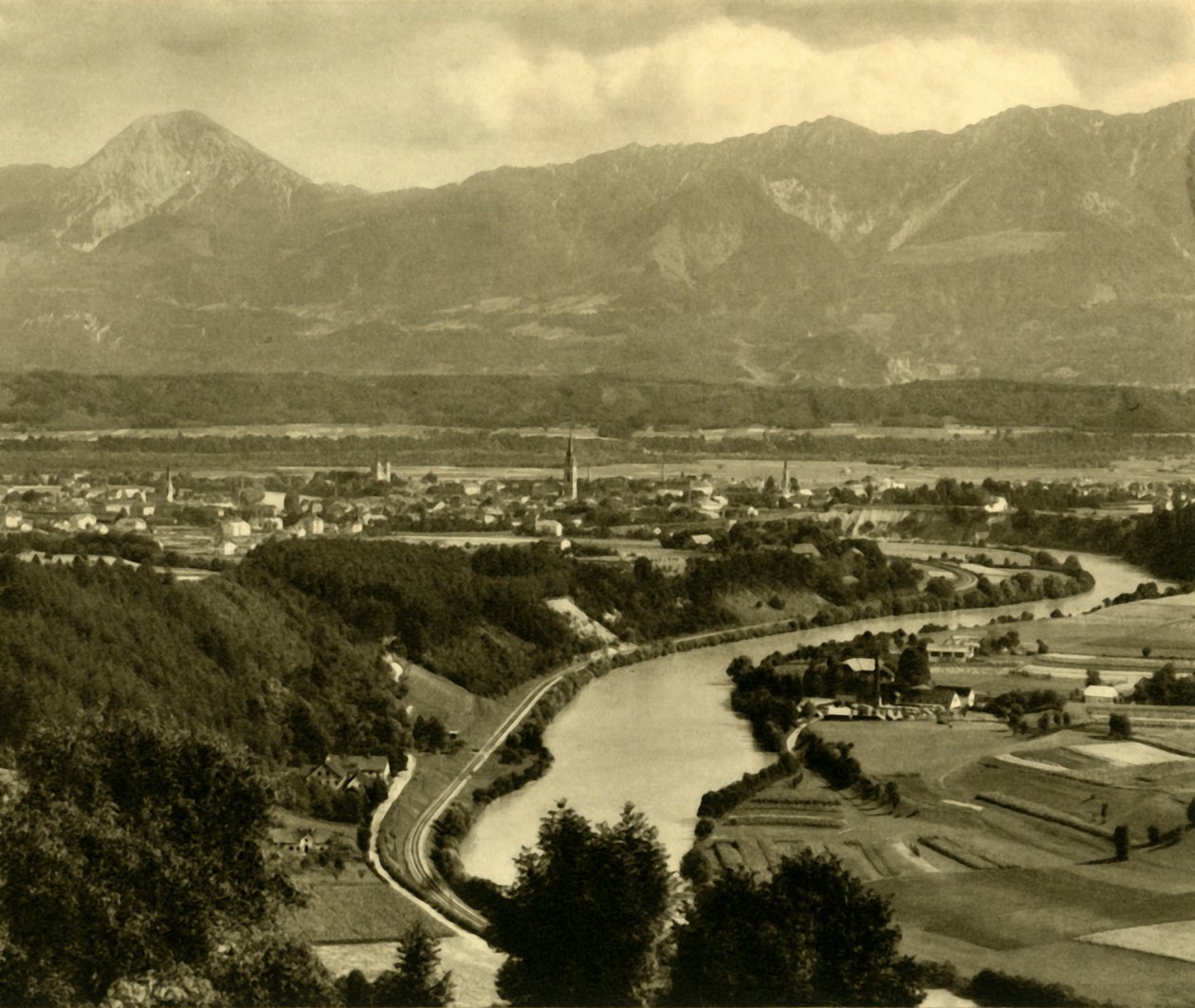 فيلاخ ، كارينثيا ، النمسا ، c1935. بواسطة غير معروف