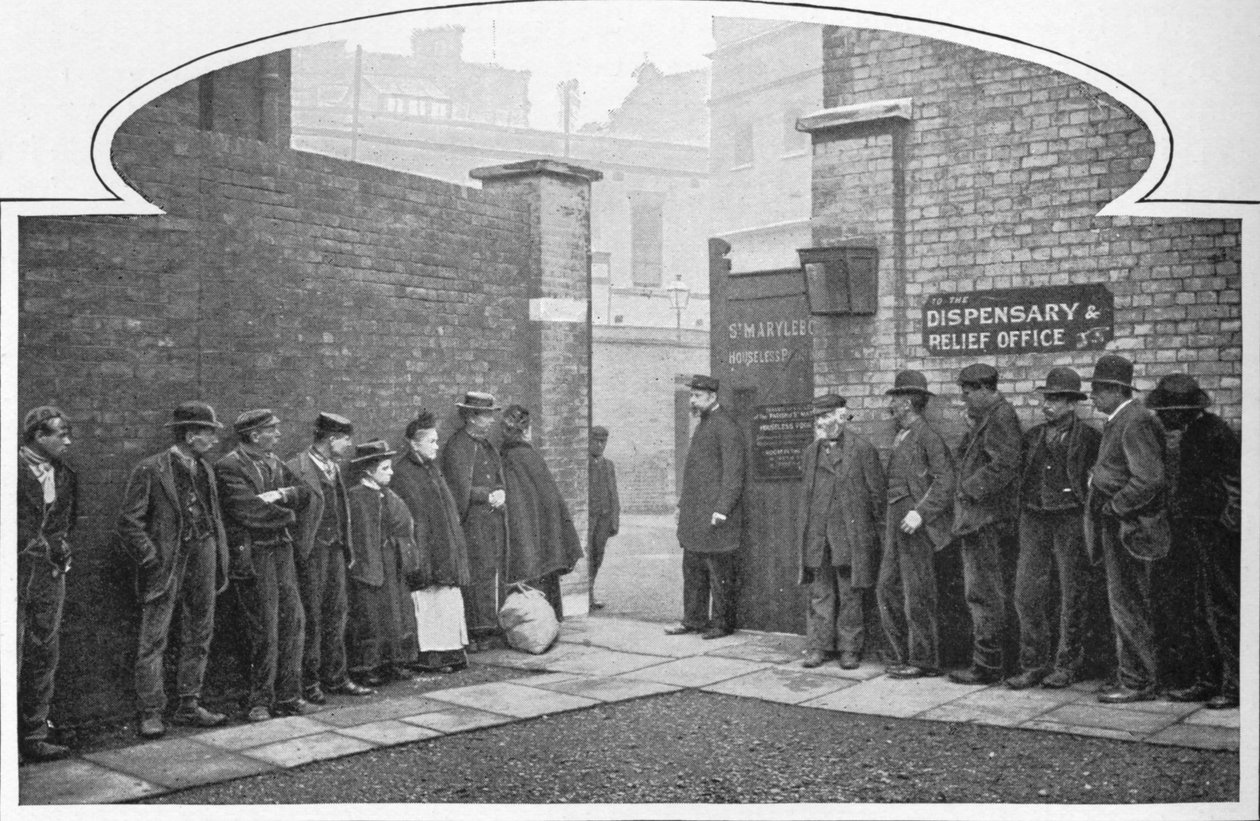 في انتظار القبول في St Marylebone Workhouse ، Luxborough Street ، London ، c1901 1903 بواسطة غير معروف