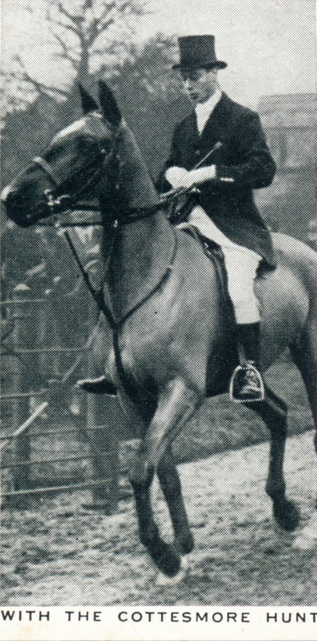 مع Cottesmore Hunt ، c1927 1937 بواسطة غير معروف