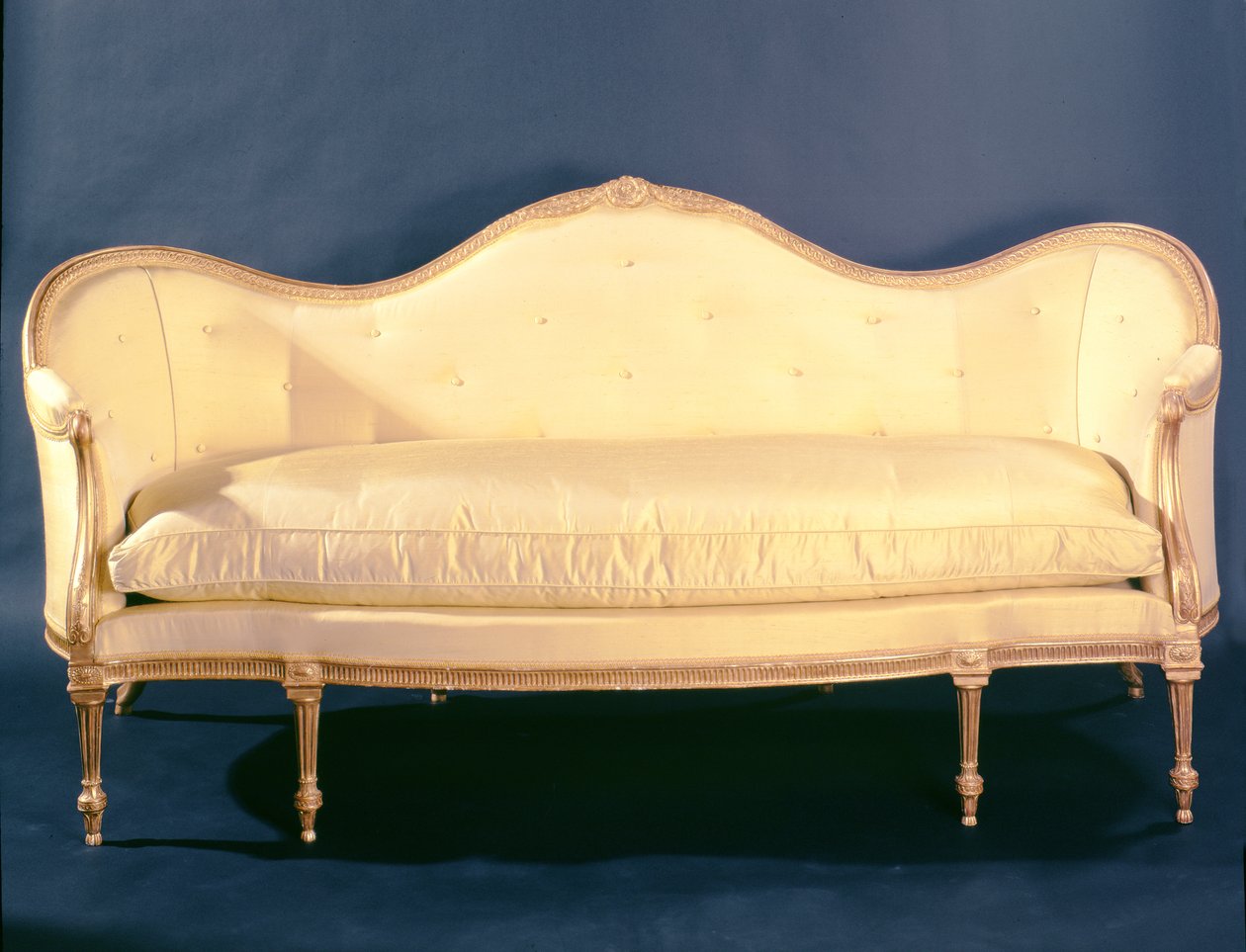 أريكة نمط آدم ، c.1780 (giltwood) بواسطة غير معروف غير معروف