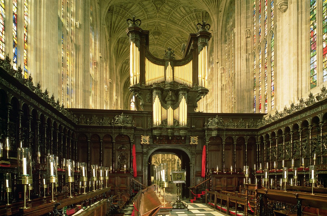 منظر داخلي يظهر ممرًا وأعضاءًا ، Kings College Chapel ، كامبريدج بواسطة غير معروف غير معروف