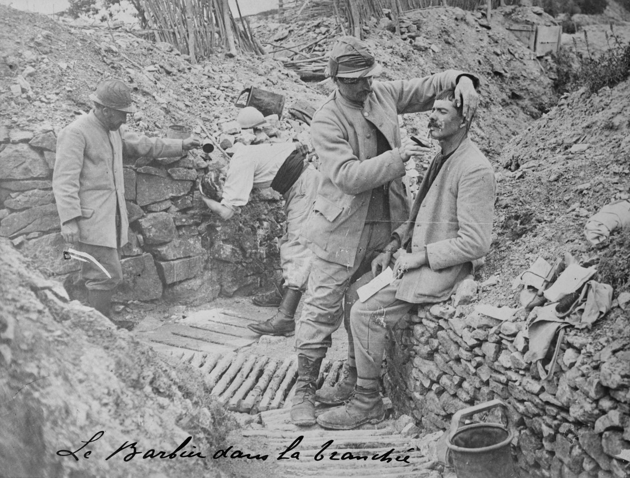 حلاق خندق فرنسي ، 1915-18 بواسطة غير معروف غير معروف
