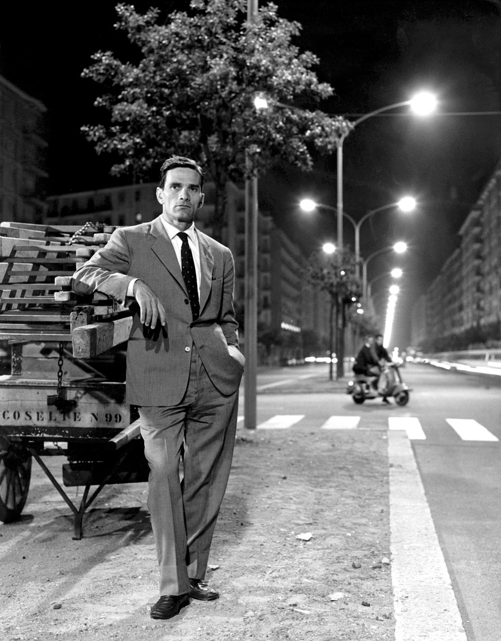 بيير باولو باسوليني في روما ، يوليو 1960 بواسطة غير معروف غير معروف