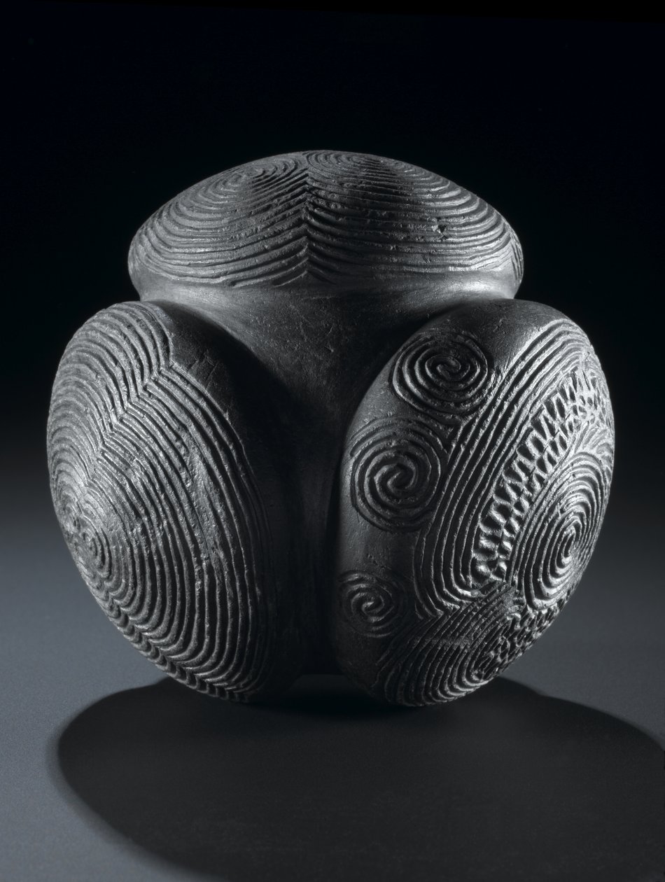 كرة منحوتة من جلاس هيل ، تاوي ، أبردينشاير ، العصر الحجري الحديث ، c.3000 قبل الميلاد بواسطة غير معروف