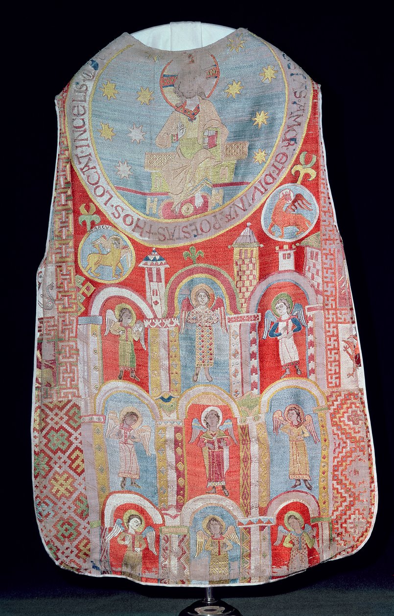 Chasuble من دير Goess ، Styria ، جزء من المجموعة البابوية الشهيرة ، 'Gosser Ornat' ، منتصف القرن الثالث عشر (أرضية كتان مغطاة بتطريز حريري) بواسطة غير معروف