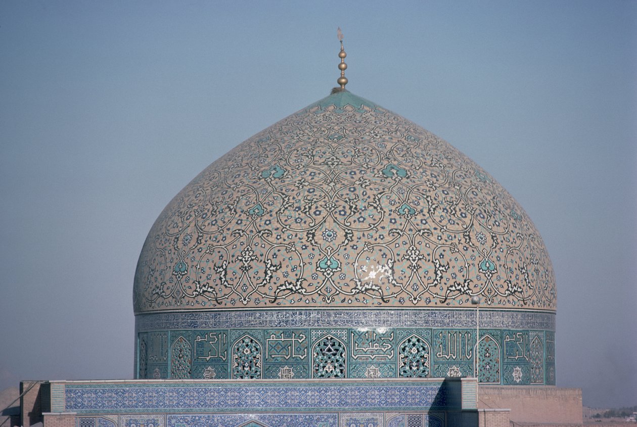 الجزء الخارجي من القبة ، تم بناؤه عام 1616 (صورة) بواسطة غير معروف