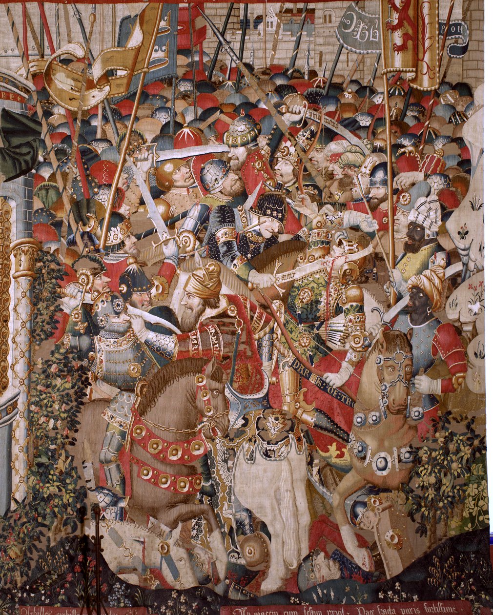 نسيج فلمنكي. مسلسل حرب طروادة. موت أخيل (Muerte de Aquiles). النسيج الثامن في السلسلة. نموذج Coëtivy Master (Henry أو Conrard de Vulcop). تصنيع ورش تورناى. كاليفورنيا 1470. نسيج صوف وحرير ، 6/7 انفتال لكل سم. الحجم 482 × 942 ج بواسطة غير معروف