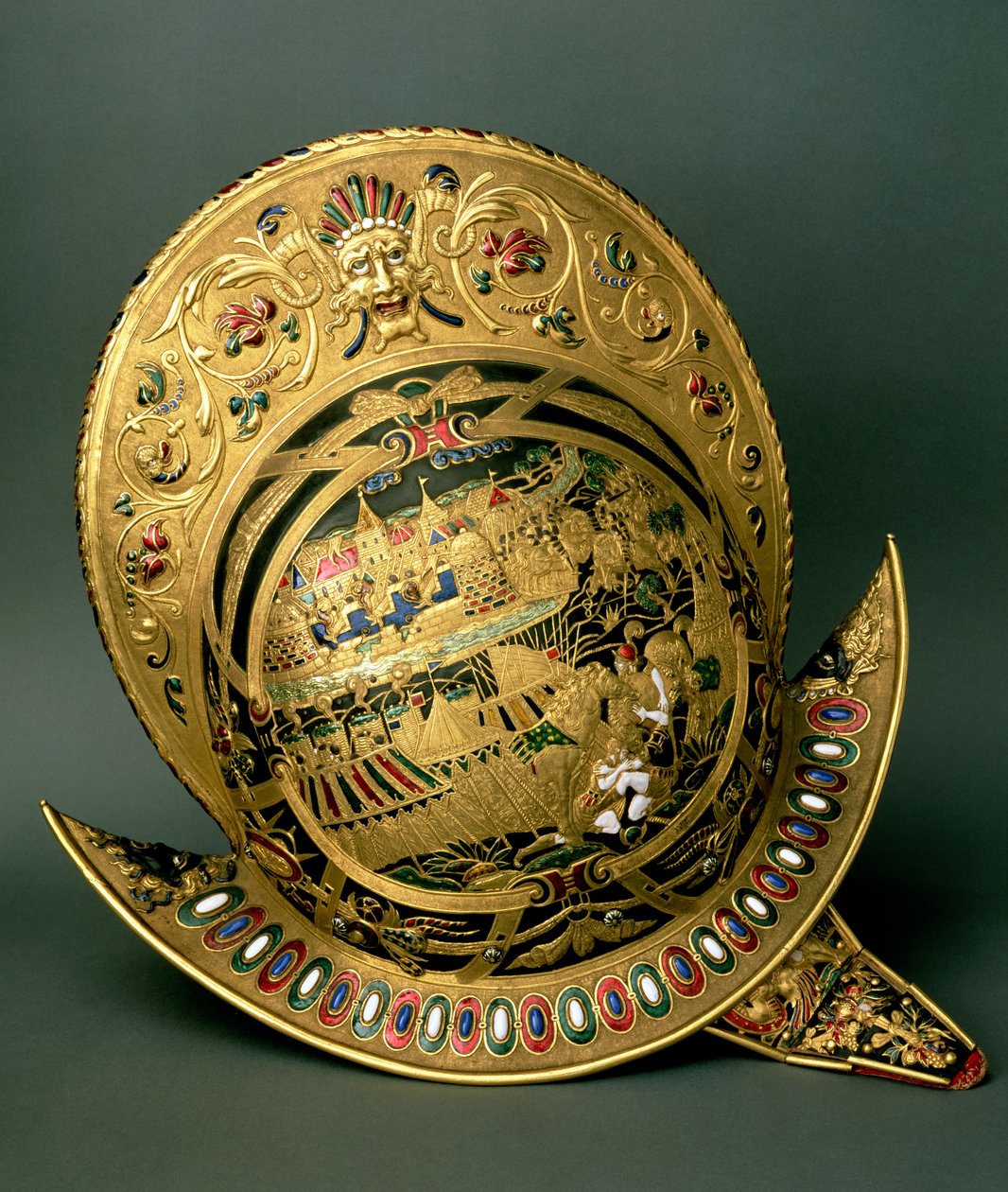 خوذة تشارلز التاسع (1550-1574) القرن السادس عشر (الذهب والمينا) بواسطة غير معروف