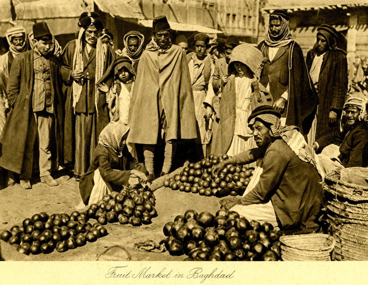  بواسطة فنان غير معروف