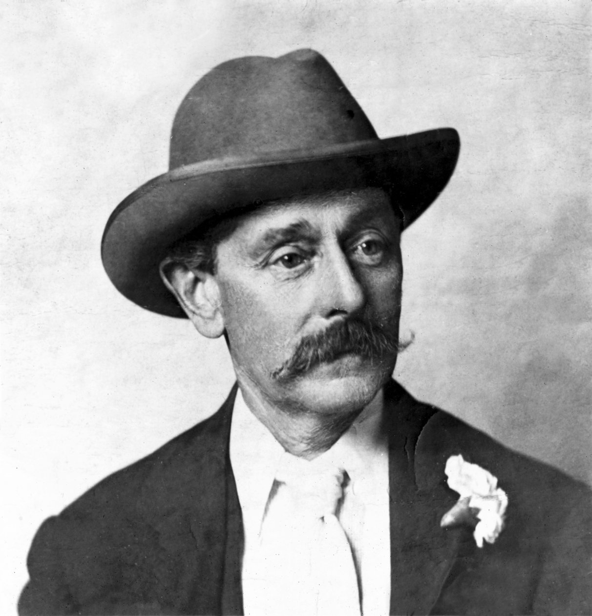 Joseph Tall بواسطة غير معروف