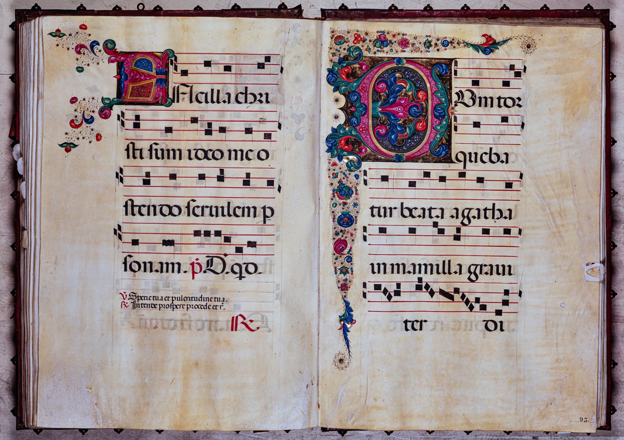 مكتبة Piccolomini: كتاب جوقة ، cod.12.N ، ff. 92v-93r مع "Foliated initial" ، بواسطة Venturino Mercati. بواسطة فنان غير معروف