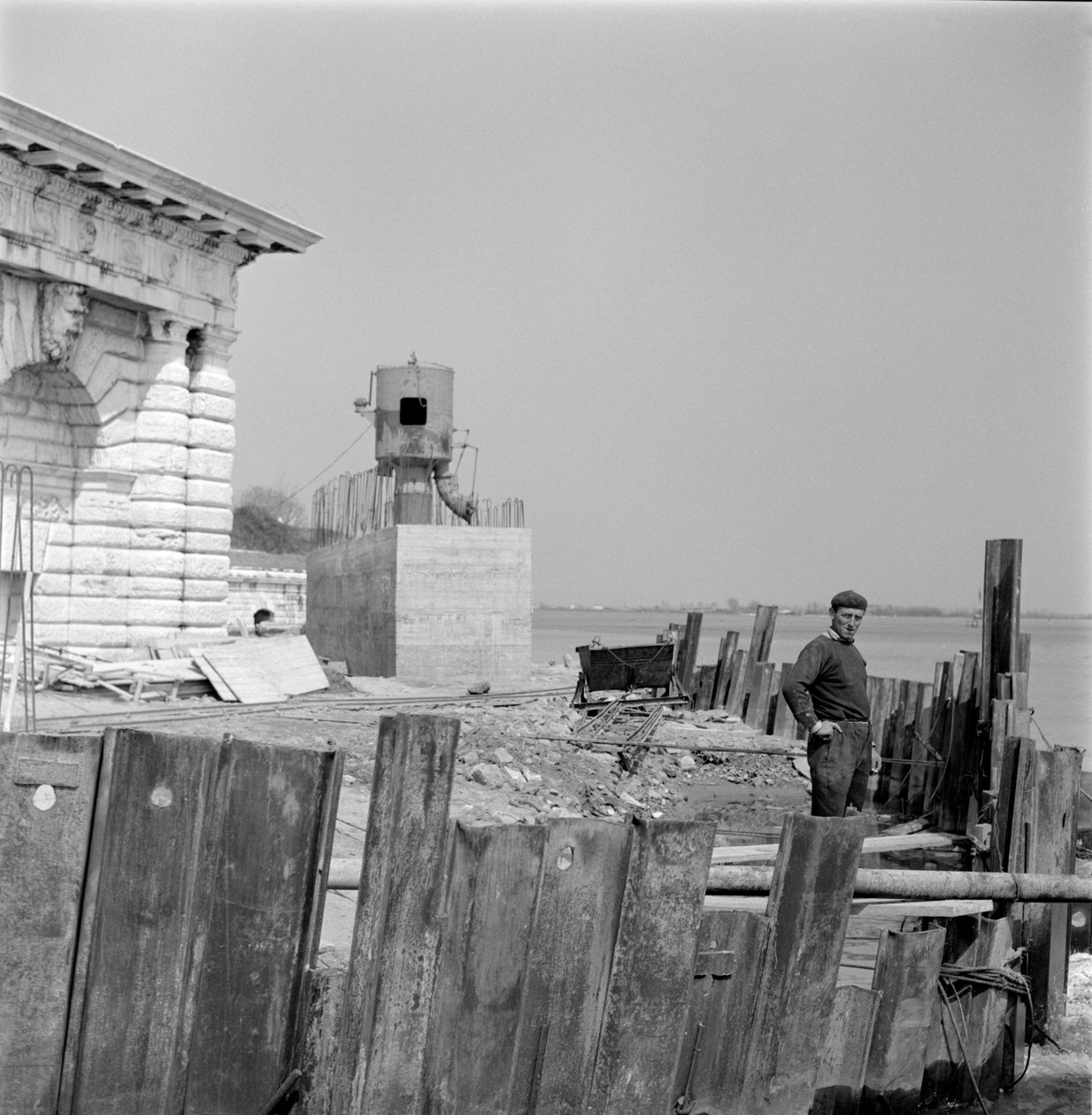 RUBS OF THE FORTE S. ANDREA (Fort San Andrea) - البندقية - 1960 بواسطة غير معروف