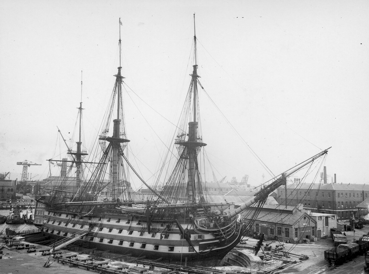 إعادة تثبيت معدات ما قبل الحرب على HMS Victory ، ميناء بورتسموث بواسطة غير معروف