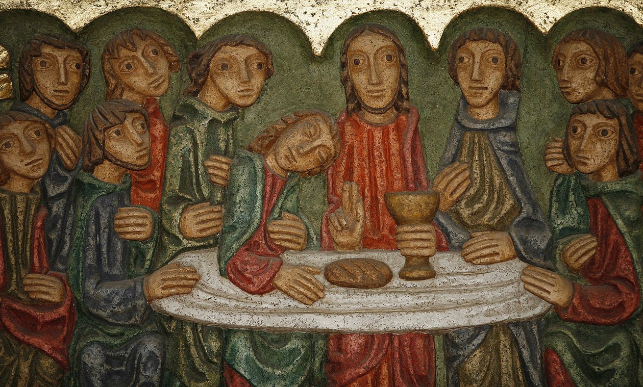 Saint-Samson cathedral main altar sculpture : The last supper (Claude Gruer 1980), Dol-de-Bretagne, France بواسطة غير معروف