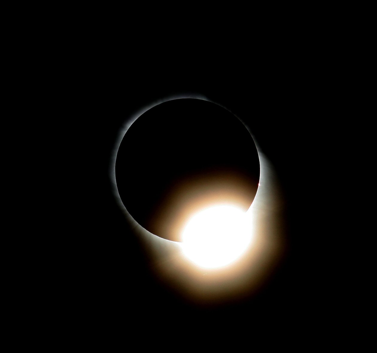 The Diamond Ring, total eclipse of the Sun, Turkey, 29 March 2006 بواسطة غير معروف