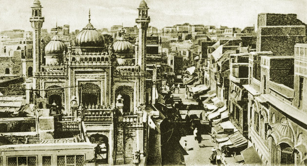  بواسطة فنان غير معروف