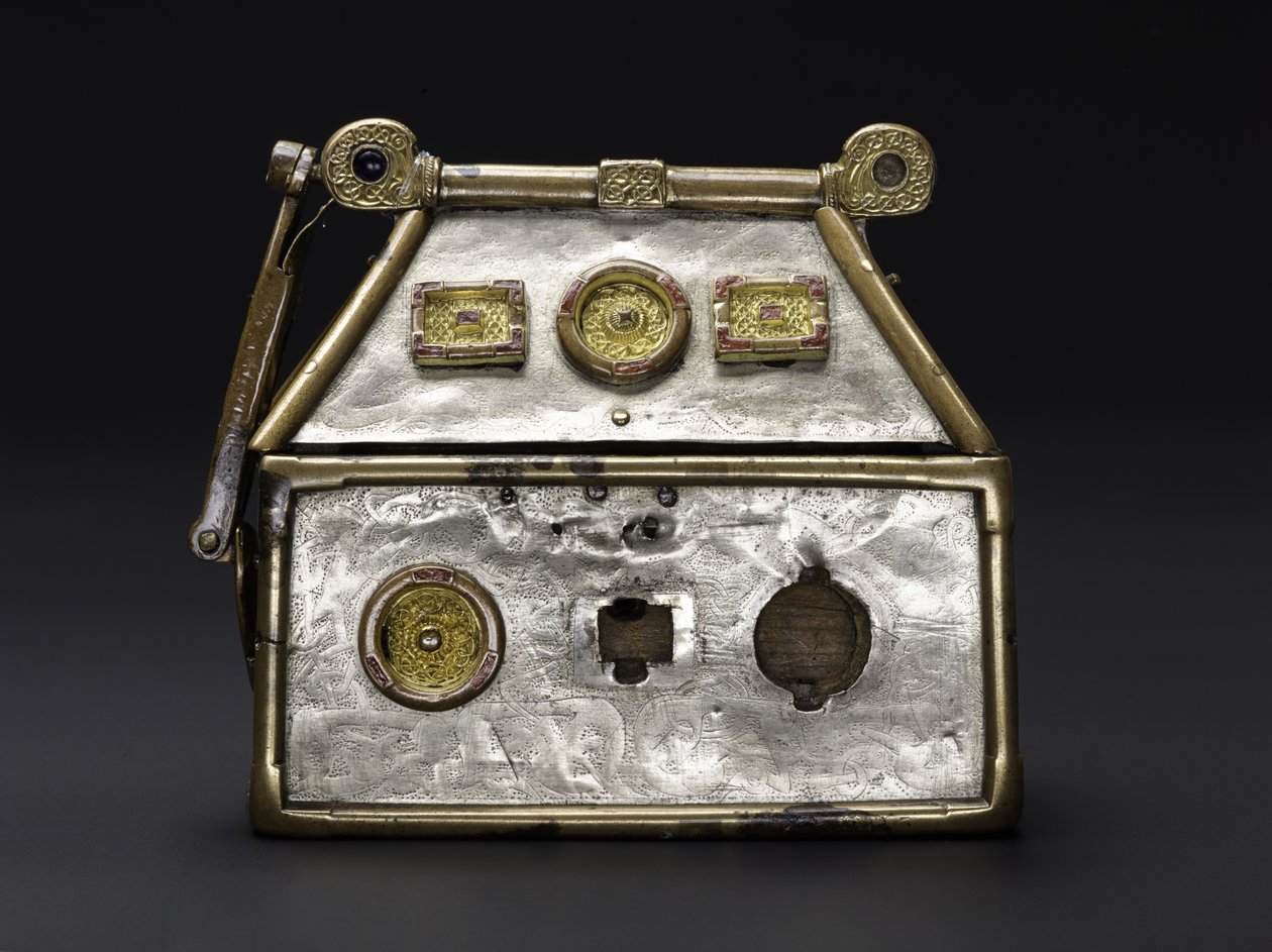 The Monymusk Reliquary ، القرن الثامن الميلادي بواسطة غير معروف