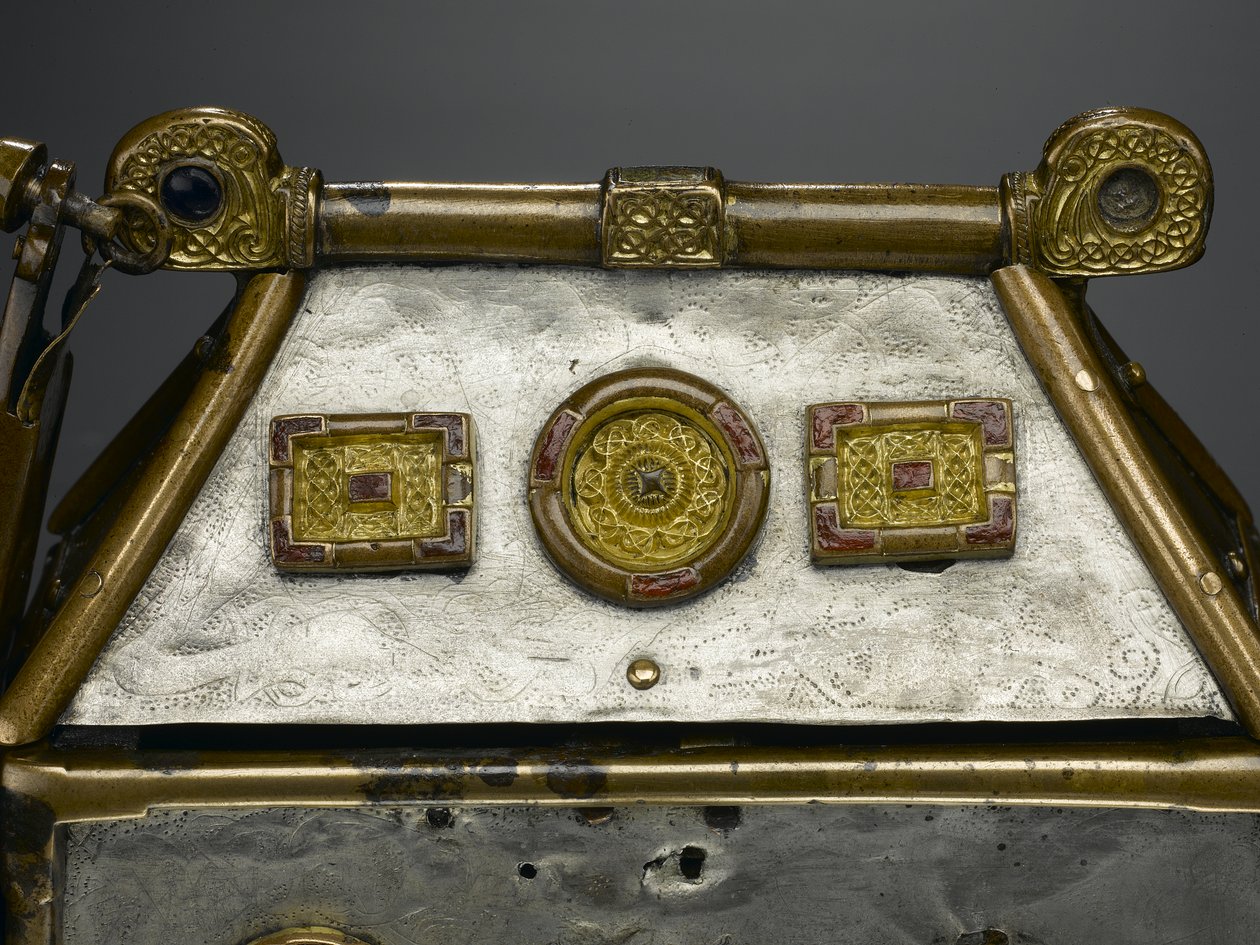 The Monymusk Reliquary ، القرن الثامن الميلادي بواسطة غير معروف