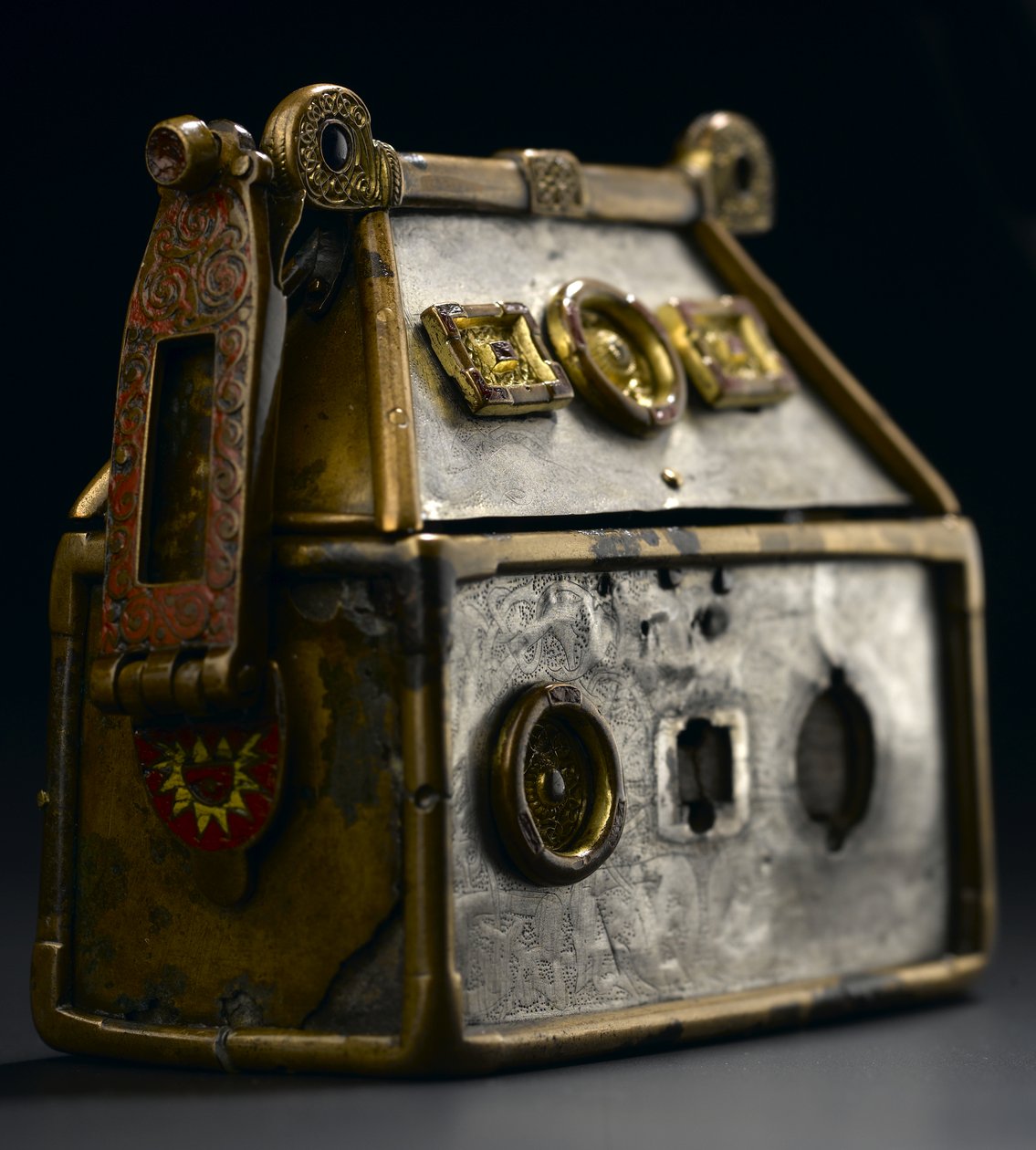 The Monymusk Reliquary ، القرن الثامن الميلادي بواسطة غير معروف