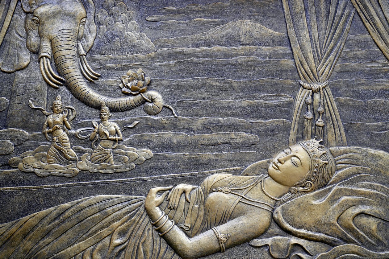 Tinh Xa Ngoc Chau Buddhist temple, The Life of the Buddha, Siddhartha Gautama, Buddha’s Mother Maya dreams about the White Elephant entering her womb, Chau Doc, Vietnam, 2018 (photo) بواسطة غير معروف