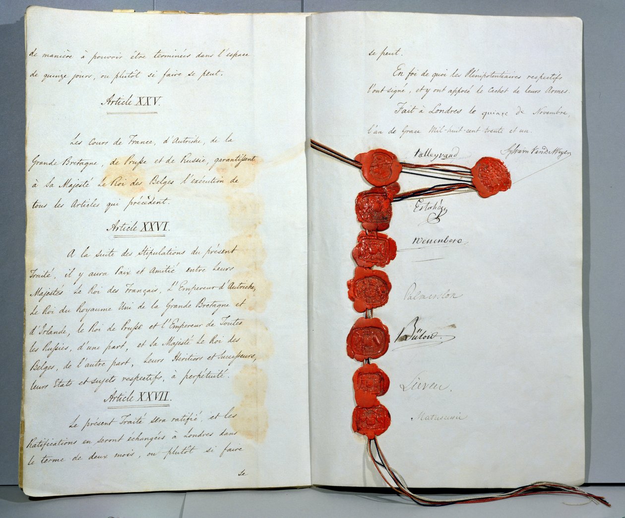 معاهدة إنشاء بلجيكا كدولة ذات سيادة ، تم توقيعها في 15 نوفمبر 1831 في مؤتمر لندن (قلم حبر وحبر وشمع على ورق) بواسطة غير معروف
