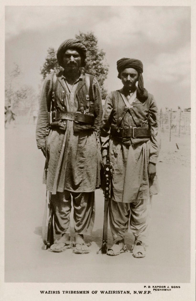  بواسطة فنان غير معروف