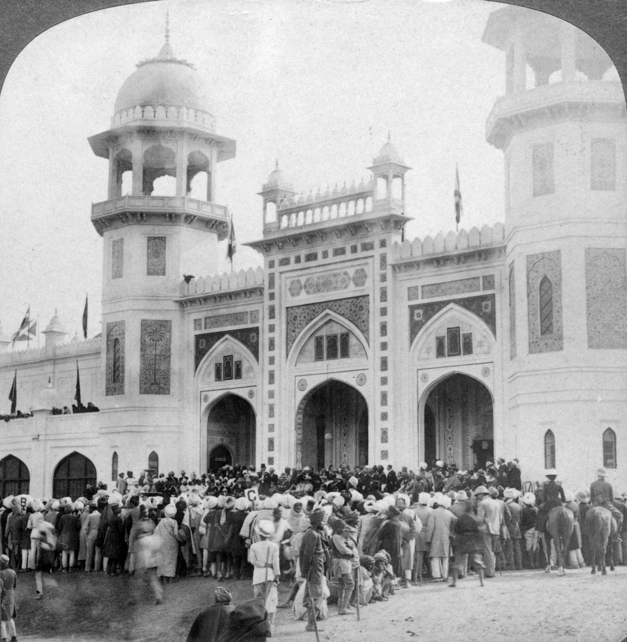 اللورد كرزون يفتتح معرض الفن الهندي ، دلهي ، الهند ، 1903. بواسطة أندروود أند أندروود