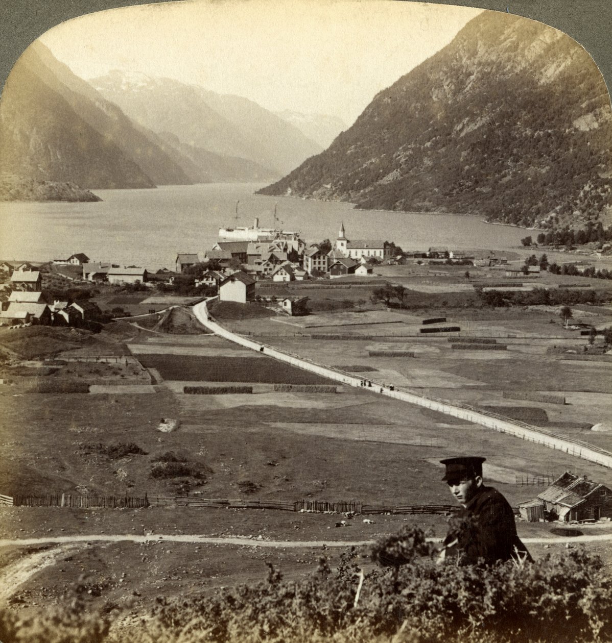Odda، Hardangerfjord، Norway. بواسطة أندروود أند أندروود