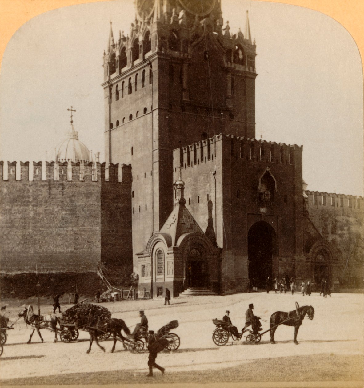 Spaski Voroto ، بوابة الكرملين المقدسة ، ... موسكو ، روسيا ، 1898. بواسطة أندروود أند أندروود