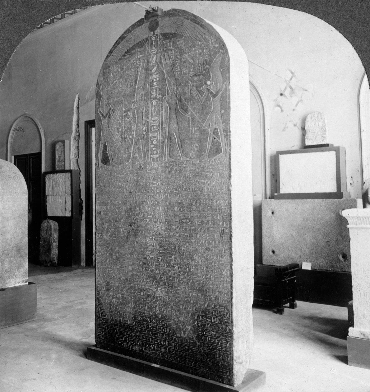 لوحة أمينوفيس الثالث ، متحف القاهرة ، مصر ، 1905. بواسطة أندروود أند أندروود