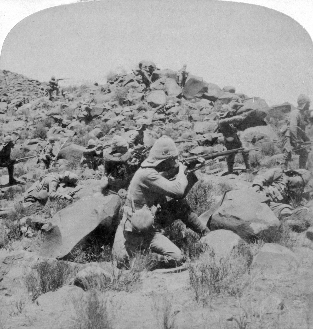 مناورات Warwicks مع Boers بالقرب من Weppener ، شرق بلومفونتين ، جنوب أفريقيا ، 1901 بواسطة أندروود أند أندروود