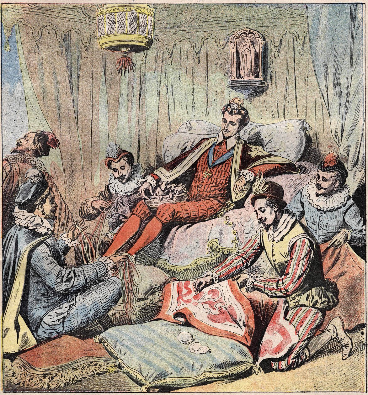 هنري الثالث (1551 - 1589) ورفاقه. الملك (هنري الثالث ؛ 1551 - 1589) يجلس في الخلف ؛ قدميه شرائط جديلة Quelus و Maugiron ؛ شومبيرج يصنع بساطًا ... من O و Epernon ينظران من الفتحات ، أخيرًا يجلس شيكوت على أحد البوابين. بواسطة فنان غير معروف
