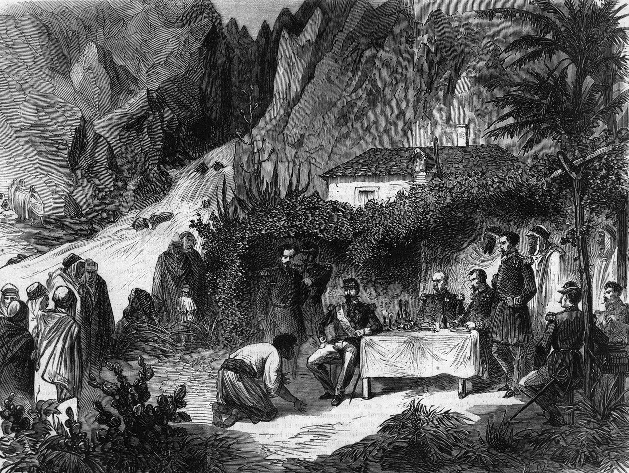 رحلة إمبراطور نابليون الثالث إلى الجزائر. سبتمبر 1860. غداء نابليون الثالث في جدول القرود يستقبل بركة. نقش من عام 1865. بواسطة فنان غير معروف