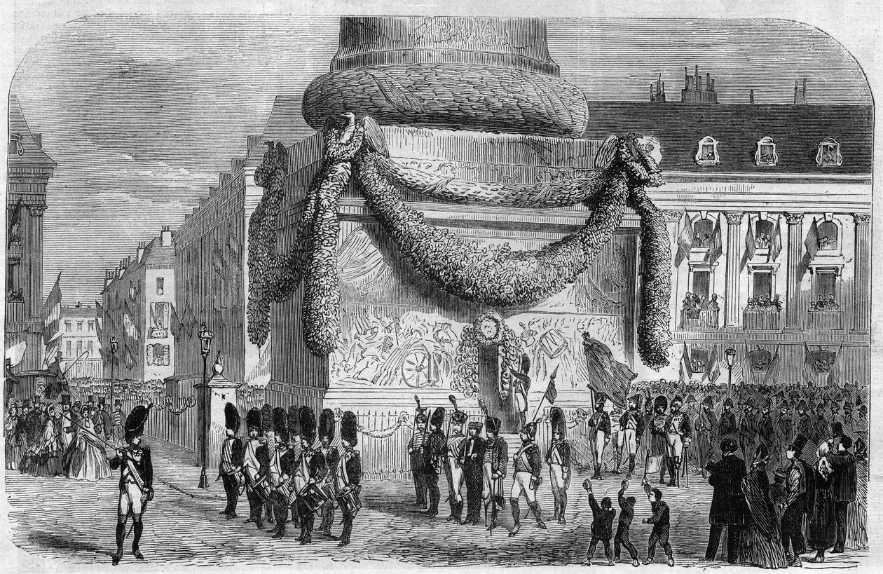 صباح الاحتفال الوطني يوم 15 أغسطس 1864 عند سفح عمود بلاس فاندوم في باريس. نقش في "الكون اللامع" بواسطة فنان غير معروف