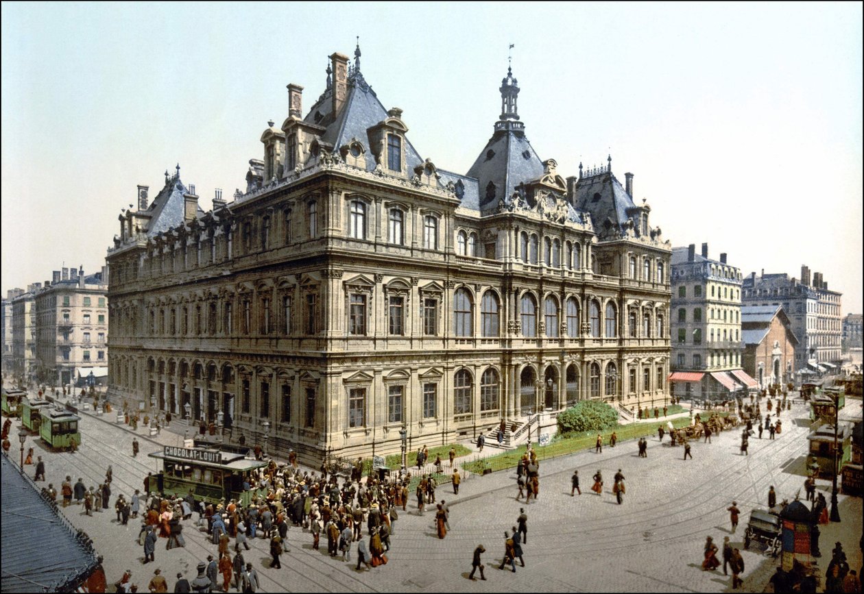 Palais de la Bourse في ليون. الفوتوكروم حوالي عام 1890. بواسطة فنان غير معروف