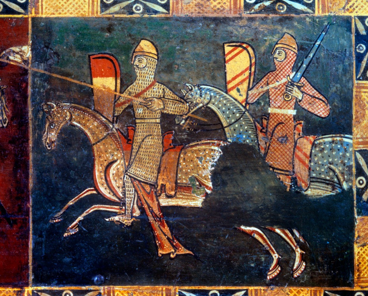 فارسان على جانب الشبكة ذاهبا للمعركة تفاصيل زخرفة صندوق زفاف يصور مشاهد من الحياة السائدة. القرن الرابع عشر أو الخامس عشر. فان ، متحف فان بواسطة فنان غير معروف