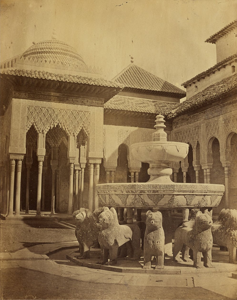  بواسطة فنان غير معروف