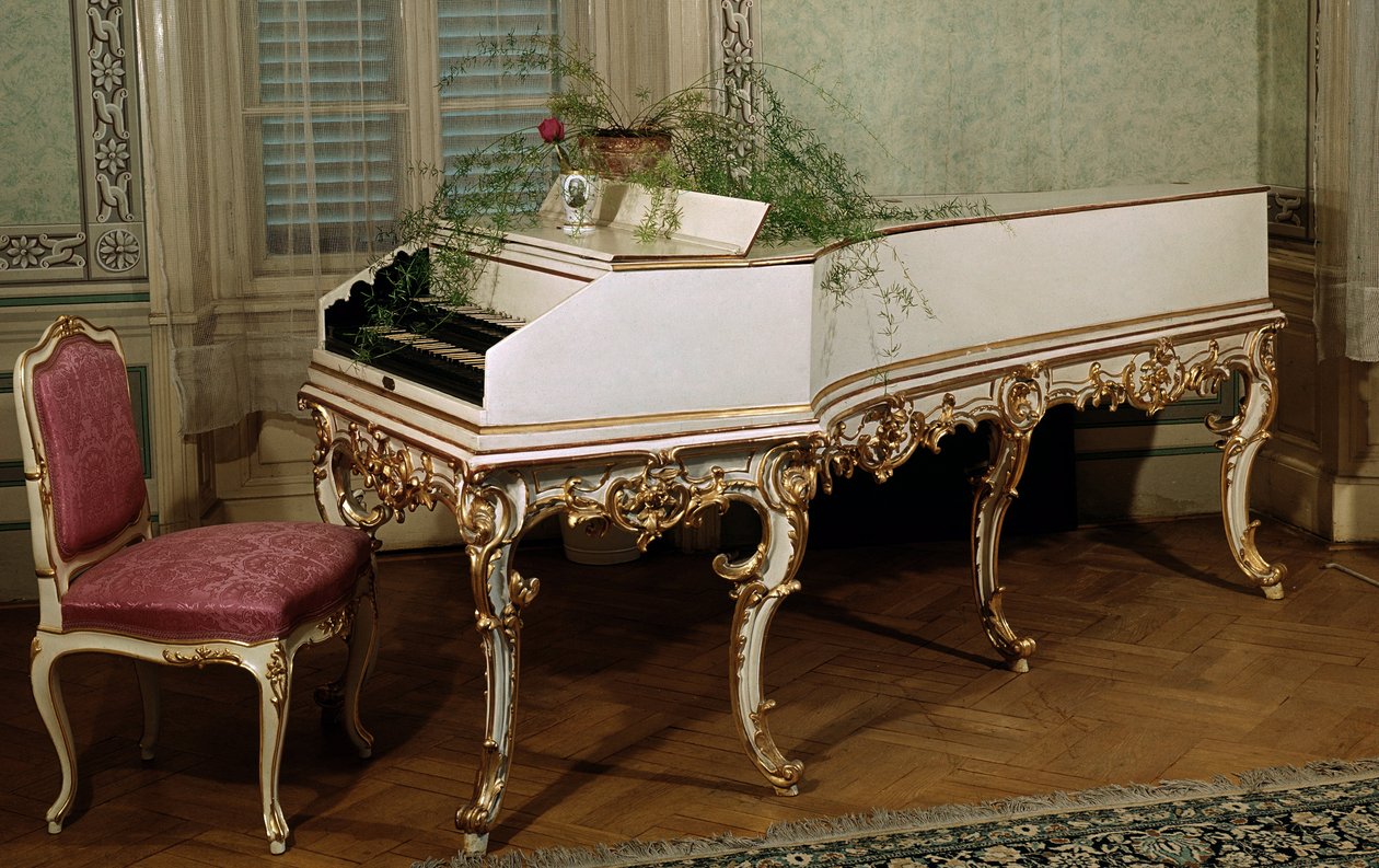 Harpsichord للملحن النمساوي Wolfang Amadeus Mozart (1756-1791) (القيثارة للملحن النمساوي Mozart) القرن الثامن عشر ، متحف Mozartian براغ بواسطة فنان غير معروف