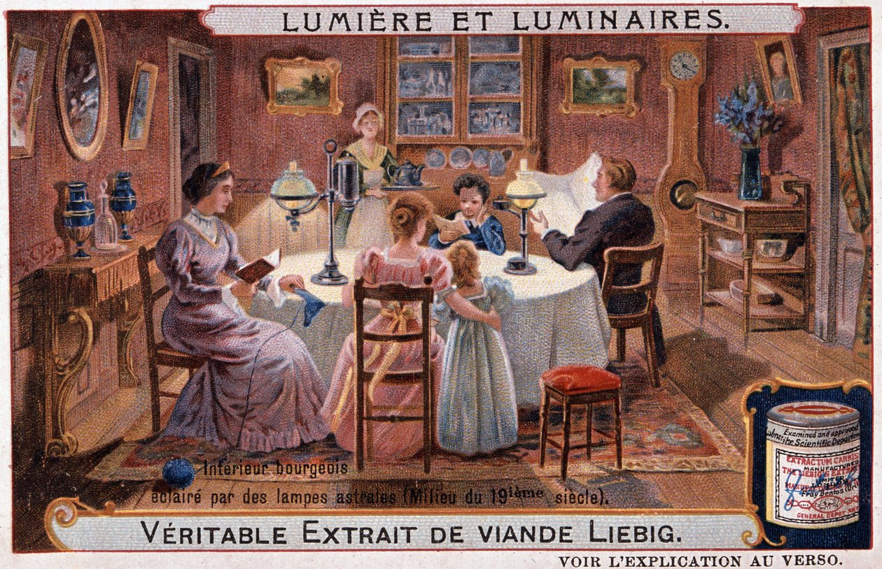Lights and luminaires, bourgeois interior illuminated by astral lamps - chromo. Liebig v. 1895 بواسطة فنان غير معروف