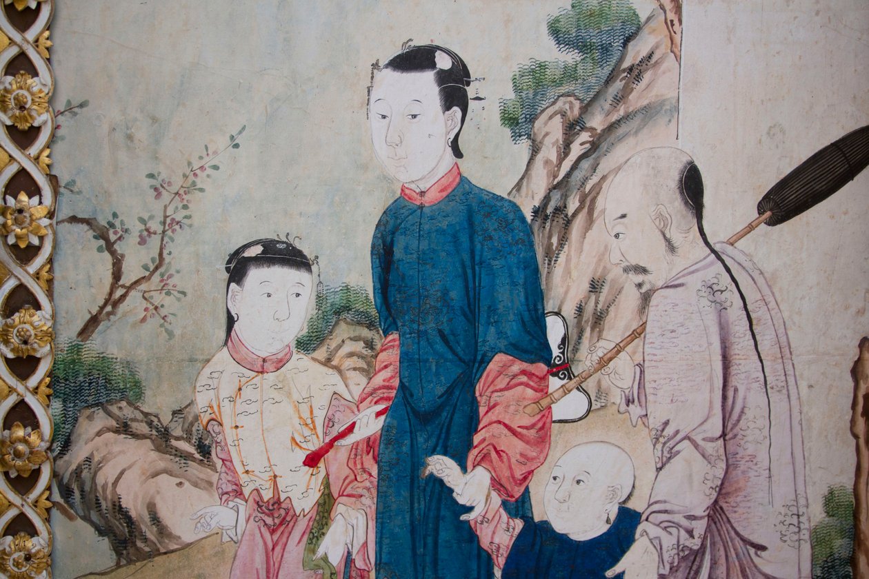 Scenes of everyday life in China, detail of the Chinese wallpaper, Chinese cabinet, Hunting residence, by Filippo Juvarra (1678-1736), Stupinigi, Piedmont, Italy بواسطة فنان غير معروف