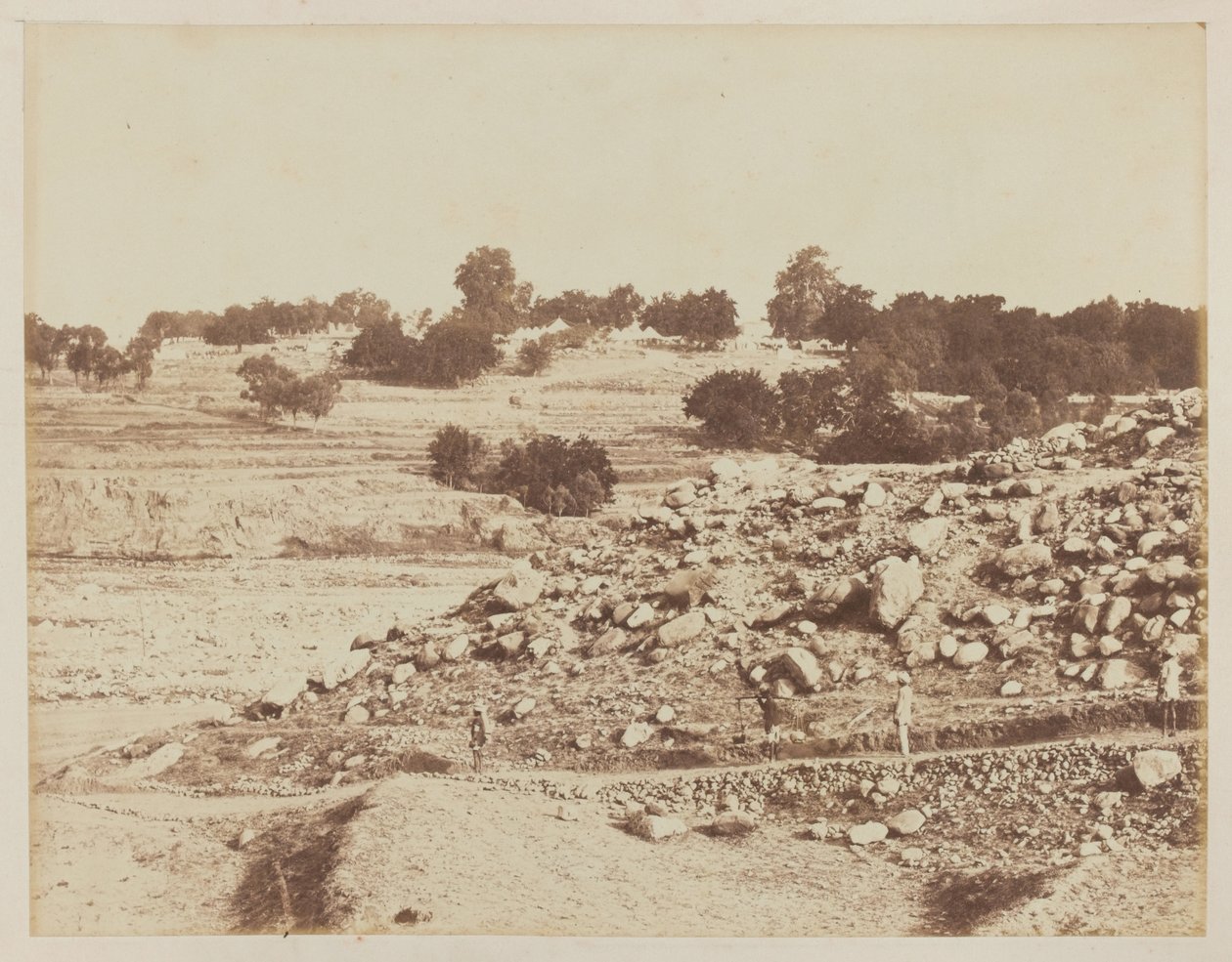 معسكر أمير يعقوب خان ، حيث تم توقيع معاهدة غانداماك ، جافيد سينغ ، مايو 1879 بواسطة مصور غير معروف