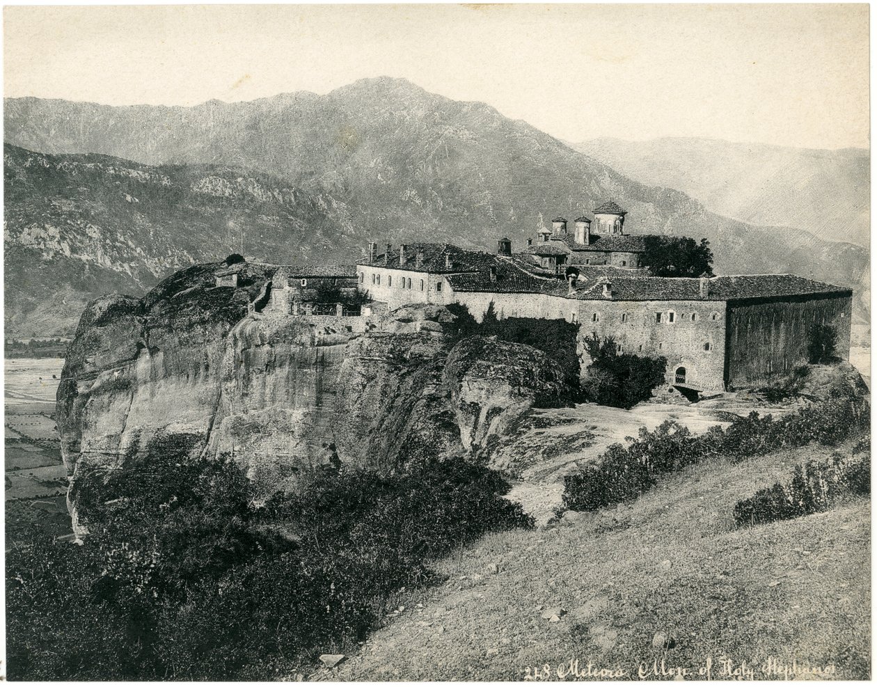 دير القديس ستيفن (أجيوس ستيفانوس) ، ميتيورا ، تريكالا ، اليونان ، حوالي 1890 بواسطة مصور غير معروف
